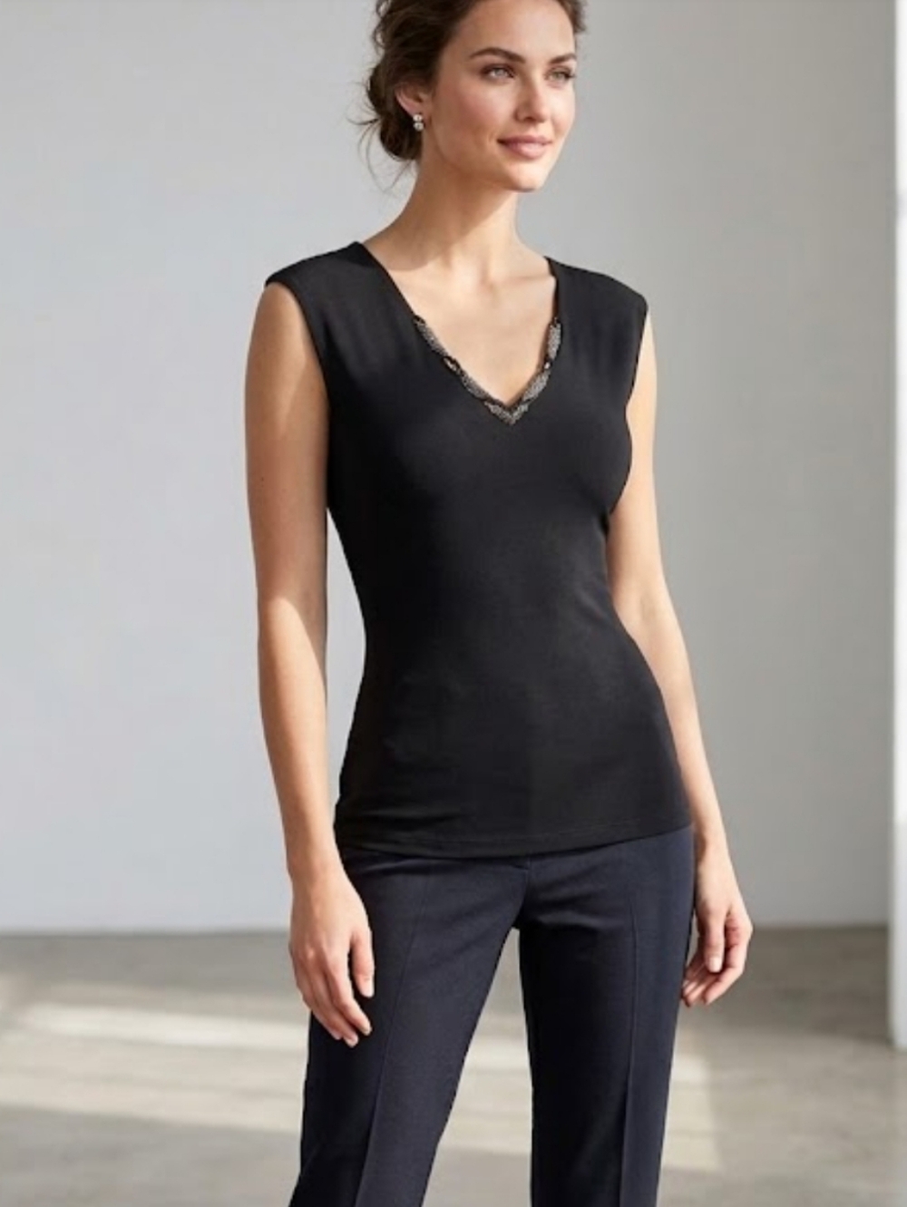 White House Black Market Black Sleeveless Embellished Top XXS